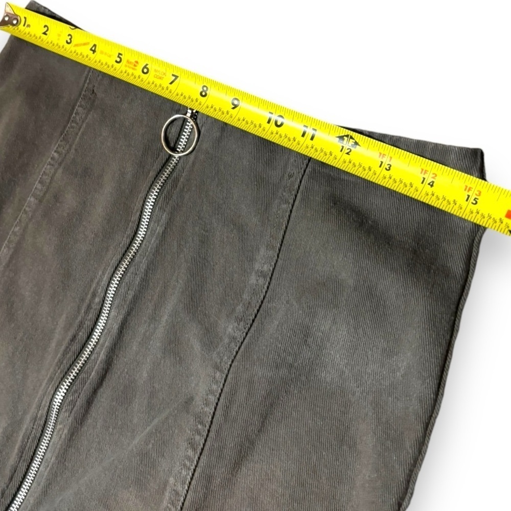 Chloe & Katie Casual Lg Gray/Green Front Silver Ring Zip High Waist Mini Skirt - Picture 9 of 16